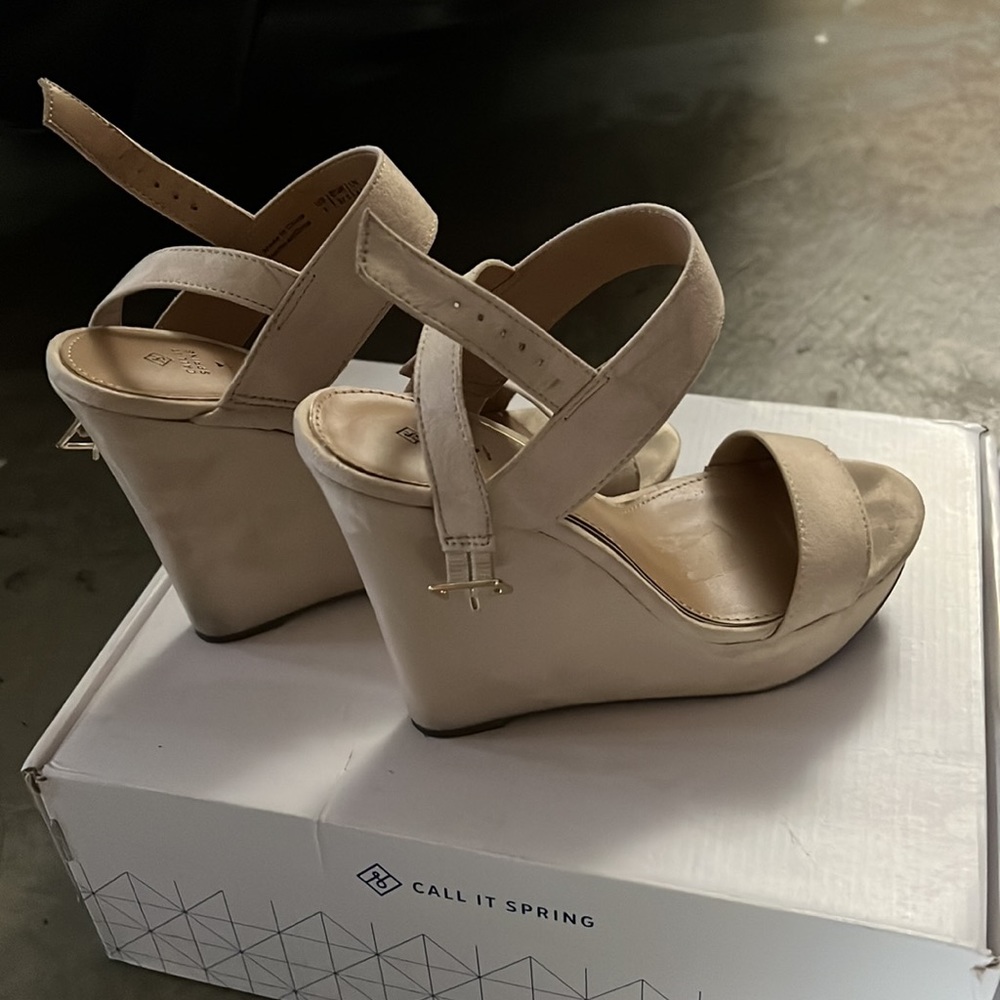 Artichoke platform wedges high heels